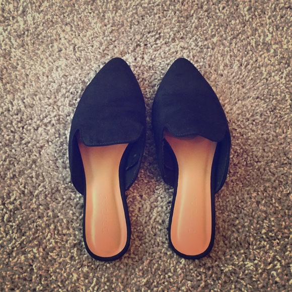 Shoes - Size 6 black suede mules